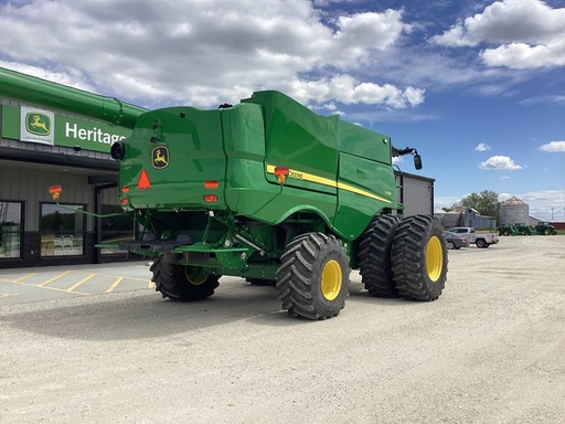 https://photos.machinefinder.com/24/10713224/79761777_large_14416.jpg