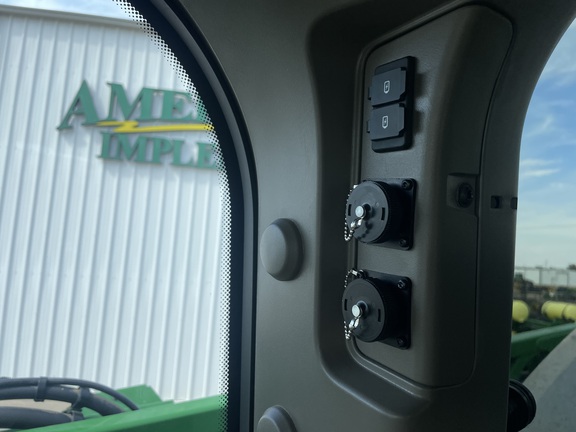 https://photos.machinefinder.com/26/11566526/79199839_large_9781.jpg