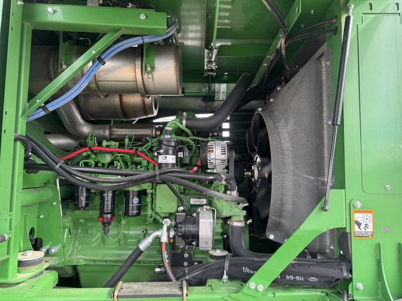 https://photos.machinefinder.com/03/10761003/71261020_large_55597.jpg