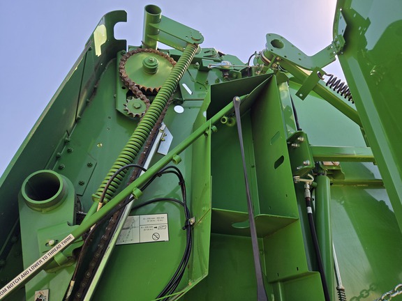 https://photos.machinefinder.com/16/11124316/75151376_large_44707.jpg