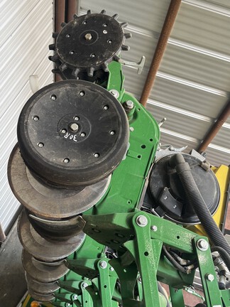 https://photos.machinefinder.com/02/11434402/77163757_large_31864.jpg