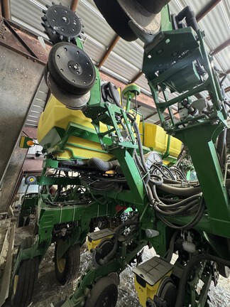 https://photos.machinefinder.com/02/11434402/77163759_large_39800.jpg