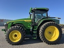 2022 John Deere 8R 250