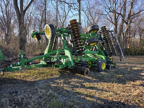 2023 John Deere 2660VT
