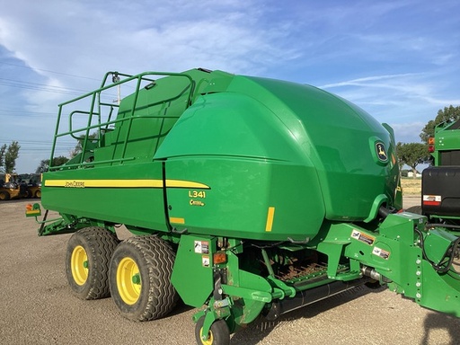 2022 John Deere L341